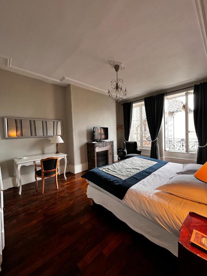 Bed and Breakfast Le Jardin Des Lys Сен-Леонар-де-Нобла Экстерьер фото